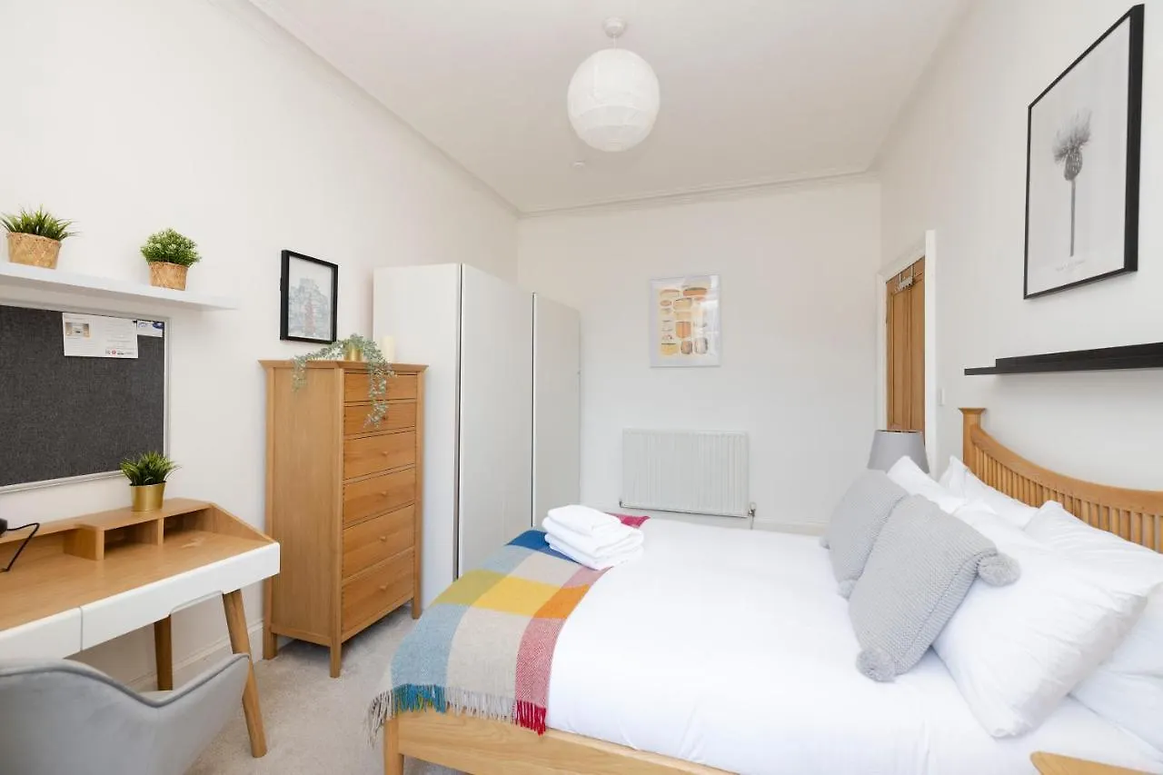 Joivy Bright And Modern Flat With Desk Lejlighed Edinburgh